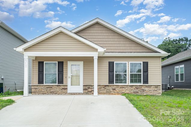 2550 Snow Creek Road NE Hickory, NC House Active - Photo 1 of 28. Opens carousel modal