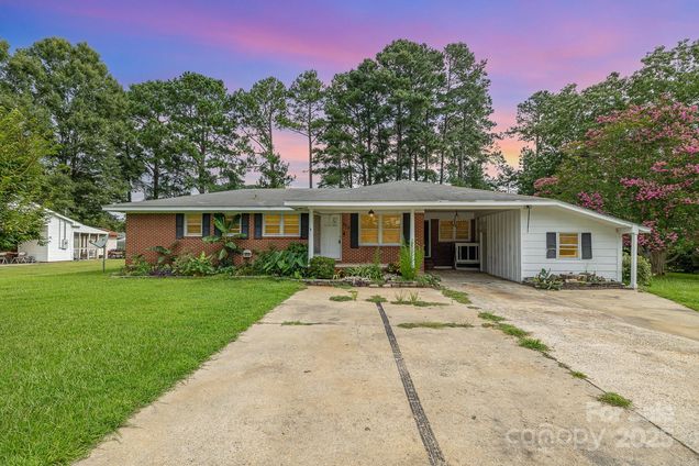 112 Whitley Drive Smithfield, NC House Active - Photo 1 of 17. Opens carousel modal