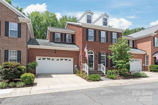 9131 Bonnie Briar Circle