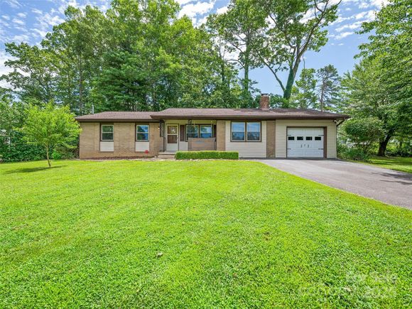 131 Maywood Road Hendersonville, NC House Active - Photo 1 of 23. Opens carousel modal