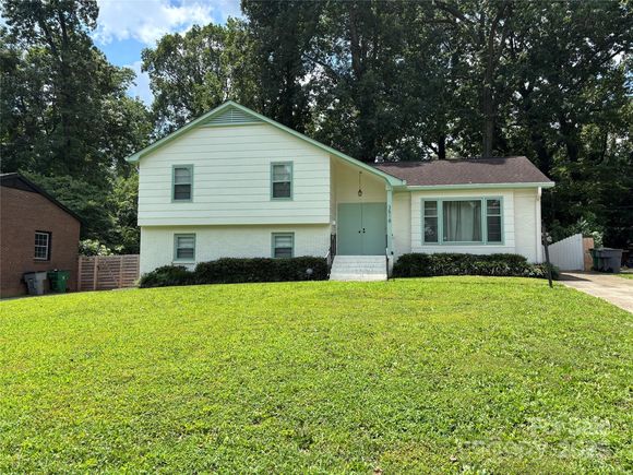 3518 Donovan Place
