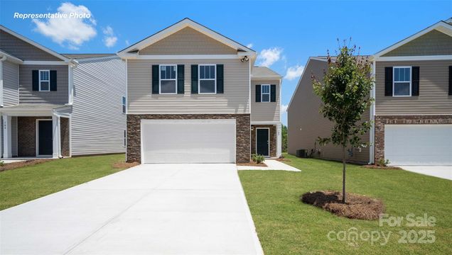 534 13th Avenue Drive NE Hickory, NC House Active - Photo 1 of 25. Opens carousel modal