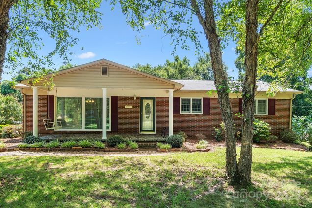 2951 Doc Pugh Road