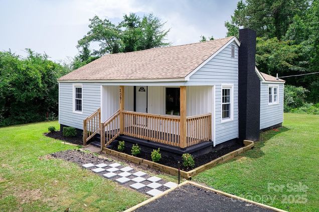 2091 & 2095 Catawba River Road