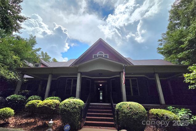 7116 Spruce Pine Trail Waxhaw, NC House Active - Photo 1 of 40. Opens carousel modal
