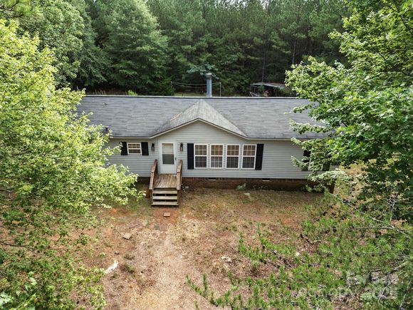 1980 Garvin Road York, SC House Active - Photo 1 of 33. Opens carousel modal