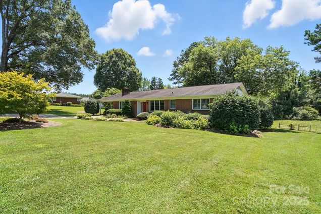 3427 N Nc 16 Highway