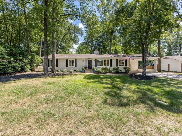 1018 Shady Bluff Drive