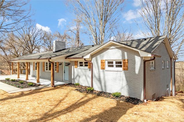 334 Country Lane