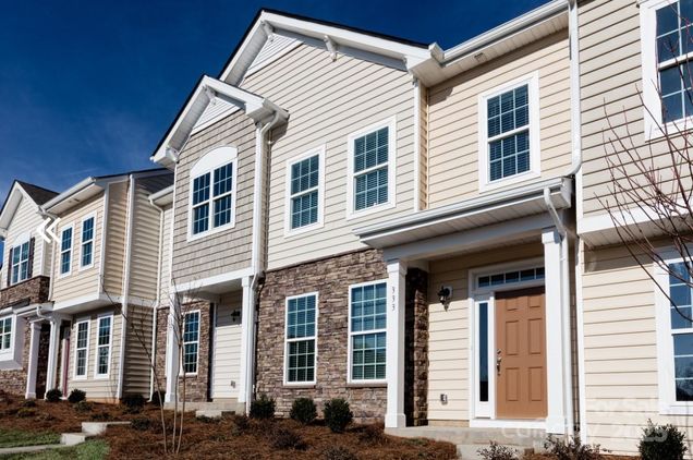 201 Vanguard Lane Unit 13