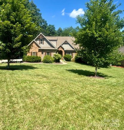 6212 Hayden Drive Hickory, NC House Active - Photo 1 of 3. Opens carousel modal