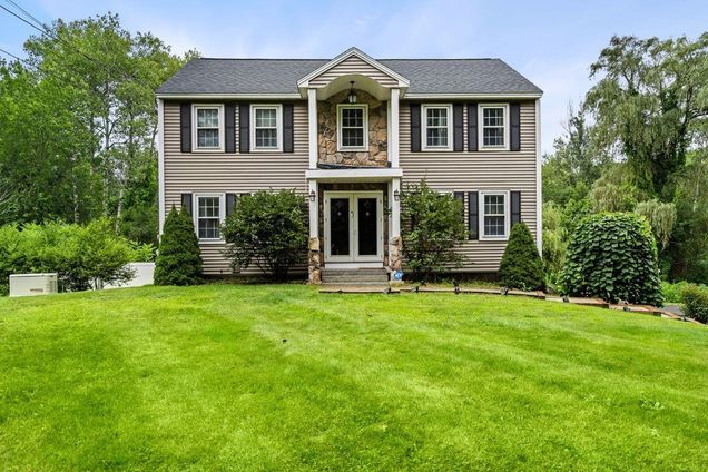 3 Kimball Londonderry, NH House Sold - Photo 1 of 39. Opens carousel modal