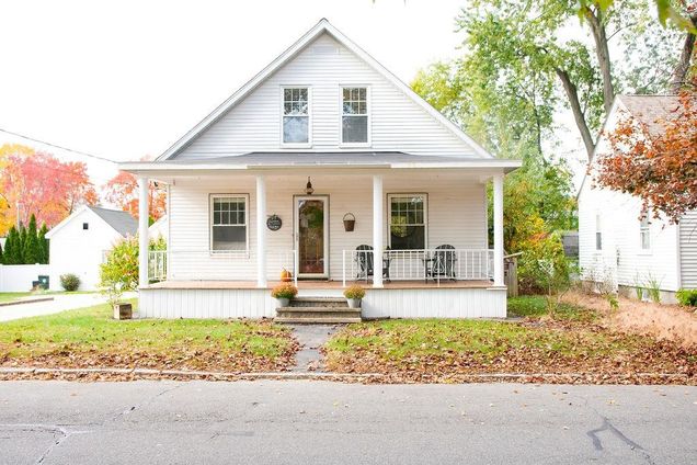 104 Porter Manchester, NH House Sold - Photo 1 of 40. Opens carousel modal