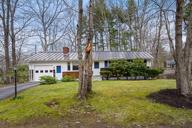 11 Cleveland Portsmouth, NH House Sold - Photo 1 of 36. Opens carousel modal