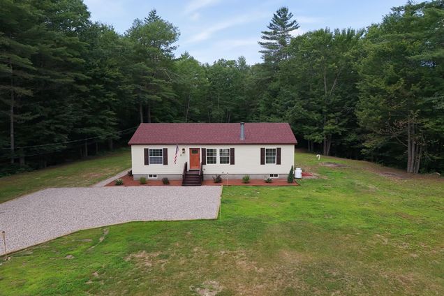 33 Moose Ridge Ossipee, NH House Active - Photo 1 of 50. Opens carousel modal