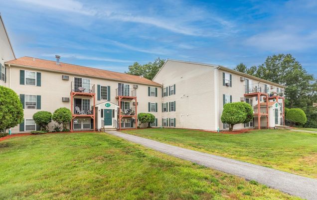 2007 White Cedar Portsmouth, NH Condo Active - Photo 1 of 30. Opens carousel modal