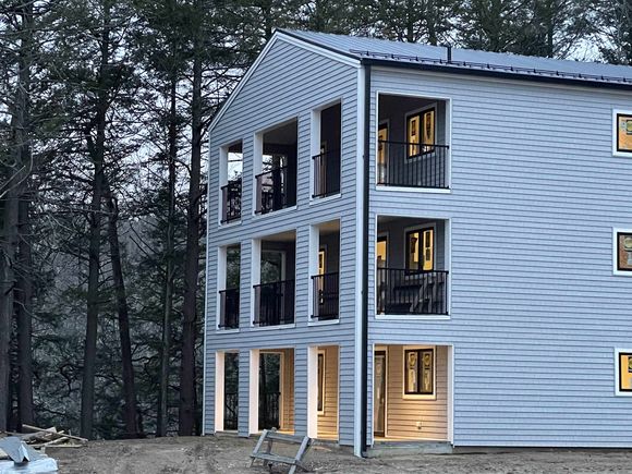 30 Ladds Unit 2 Epping, NH Apartment Active - Photo 1 of 19. Opens carousel modal