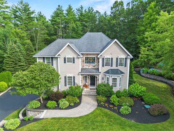 30 Tyng Hill