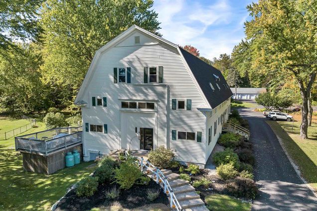 2 Farm House Unit 7