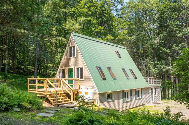 18 Hemlock Hill Newfane, VT House Active - Photo 1 of 40. Opens carousel modal