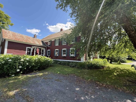 53 Commonwealth Hyde Park, VT House Active - Photo 1 of 24. Opens carousel modal