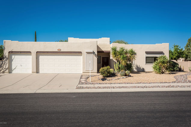 12765 N Bandanna Way Oro Valley, AZ House Sold - Photo 1 of 24. Opens carousel modal