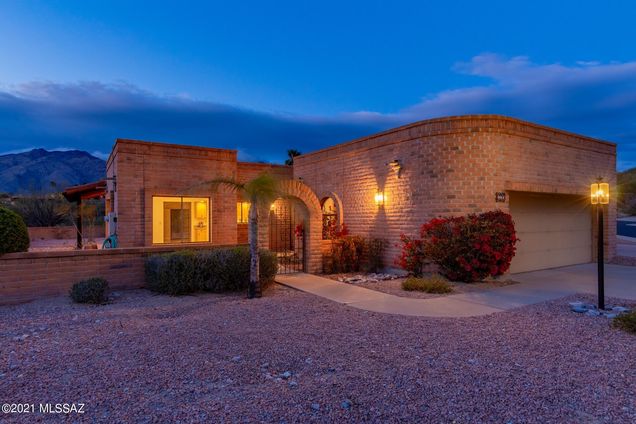 6441 E Via Algardi Tucson, AZ Townhouse Sold - Photo 1 of 37. Opens carousel modal