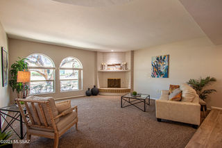 2434 N Shade Tree Circle