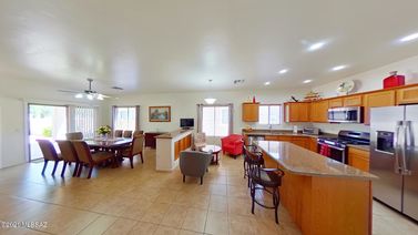 489 E Camino Rancho Seguro