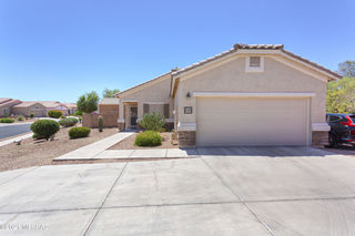 15764 S Via Cayetano