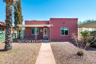 1419 W Saint Clair Street