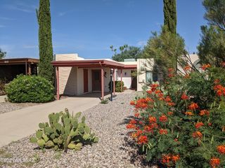 303 N Calle De Las Profetas