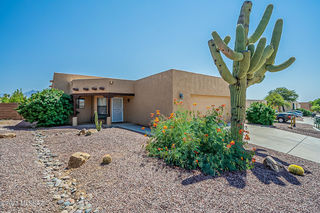 9340 N Moon View Place