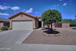 306 W Amber Hawk Court