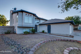 3413 W Calle De La Bajada