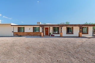 3408 N Tres Lomas Drive