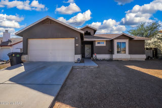 3213 W Avenida Destino