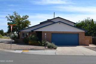 4501 W Dunn Place