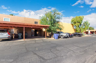 712 W Limberlost Drive Unit 33
