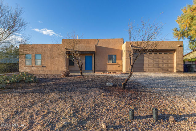 4749 E 4th Street Tucson, AZ House Active - Photo 1 of 31. Opens carousel modal