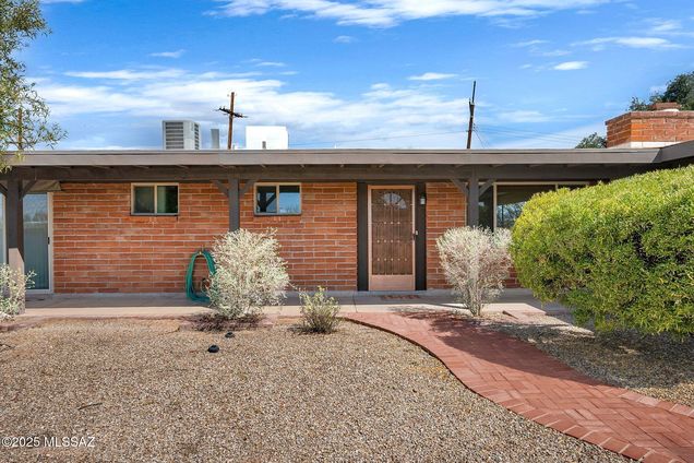5530 N Bonita Place Tucson, AZ House Sold - Photo 1 of 37. Opens carousel modal