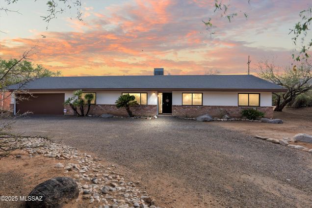 1241 W Cananea Circle Tucson, AZ House Active - Photo 1 of 40. Opens carousel modal