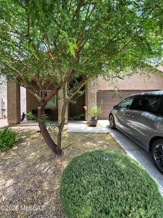 12149 E Domnitch Drive Vail, AZ House Active - Photo 1 of 42. Opens carousel modal