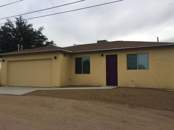 1747 E 10th Street Tucson, AZ House Active - Photo 1 of 14. Opens carousel modal