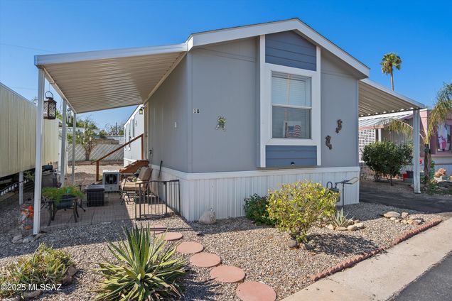 4439 N Old Romero Road Unit 18