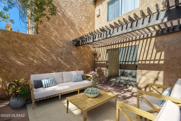 526 N Dodge Boulevard Tucson, AZ Condo Active - Photo 1 of 38. Opens carousel modal