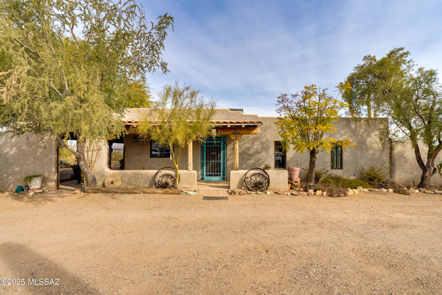 3430 W Goret Road Tucson, AZ House Active - Photo 1 of 45. Opens carousel modal