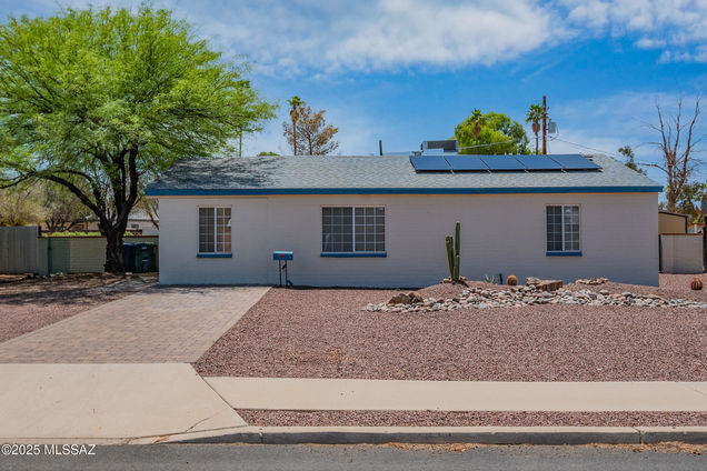 3614 E Juarez Street Tucson, AZ House Active - Photo 1 of 38. Opens carousel modal