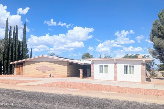 1817 Devonshire Drive Sierra Vista, AZ House Active - Photo 1 of 23. Opens carousel modal