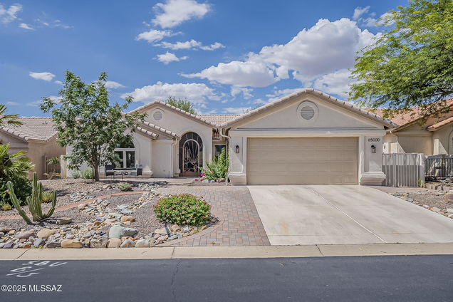 65000 E Canyon Drive